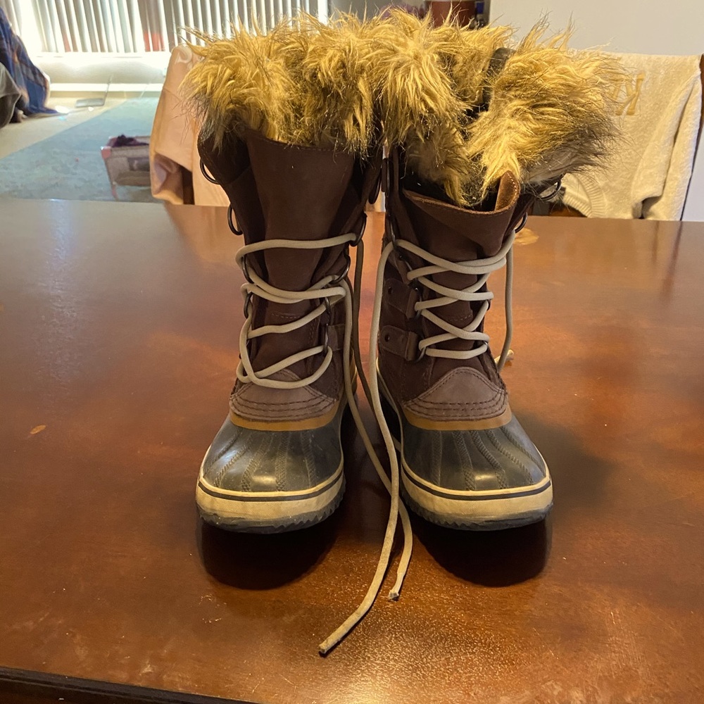 Sorel winter boots MAKE AN OFFER